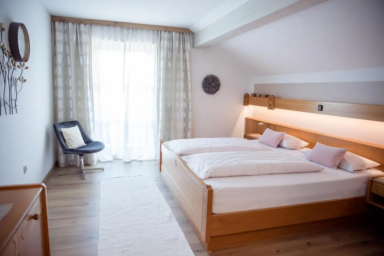 Ferienwohnung Geisbergerhof Bad Birnbach Apartment